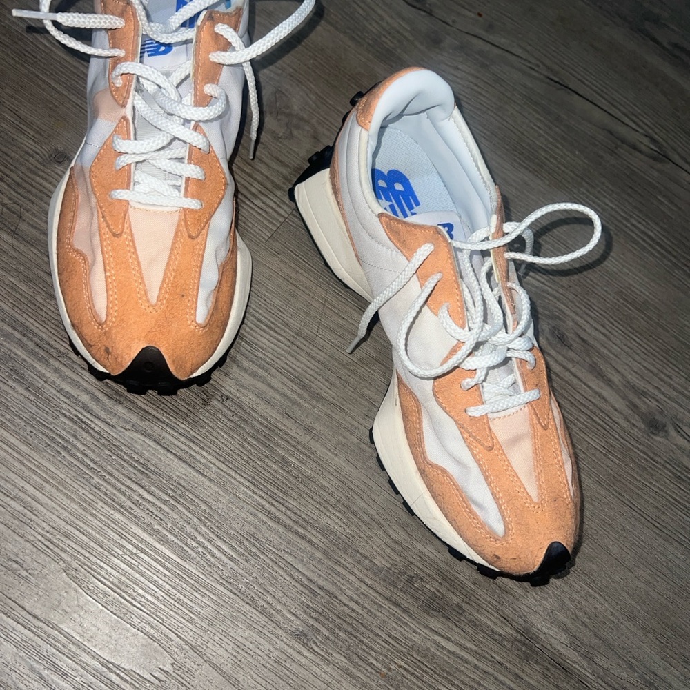 New Balance White and Orange Sneakers Womens 10
